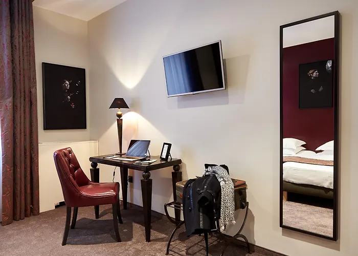 Hotel Arok
